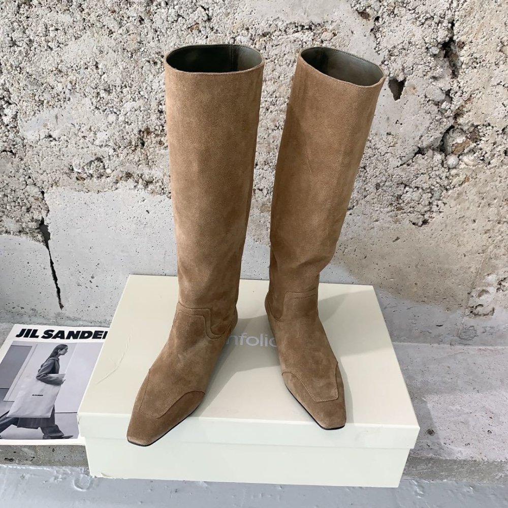 Сапоги женские фото 2