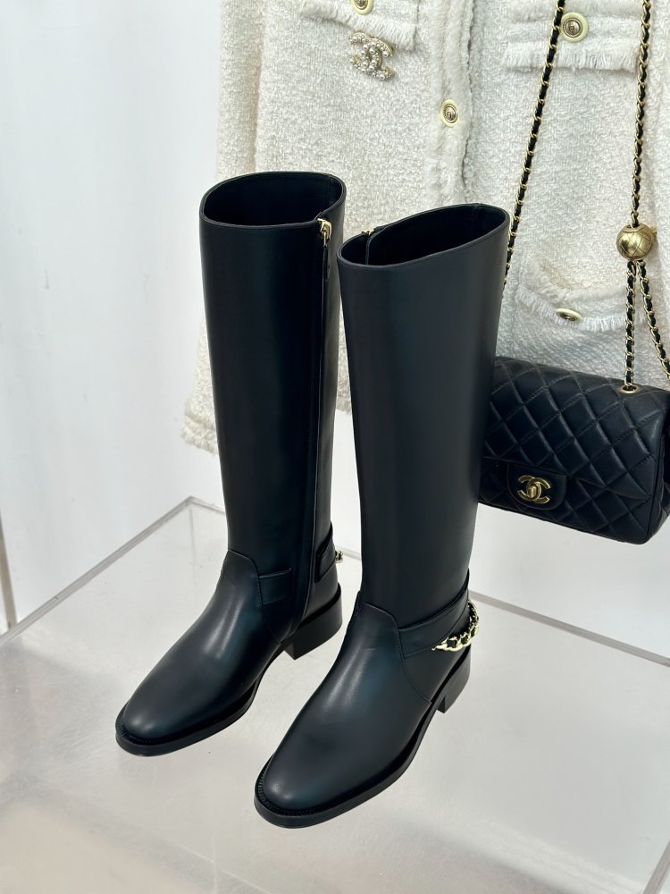 Чоботи жіночі фото 2