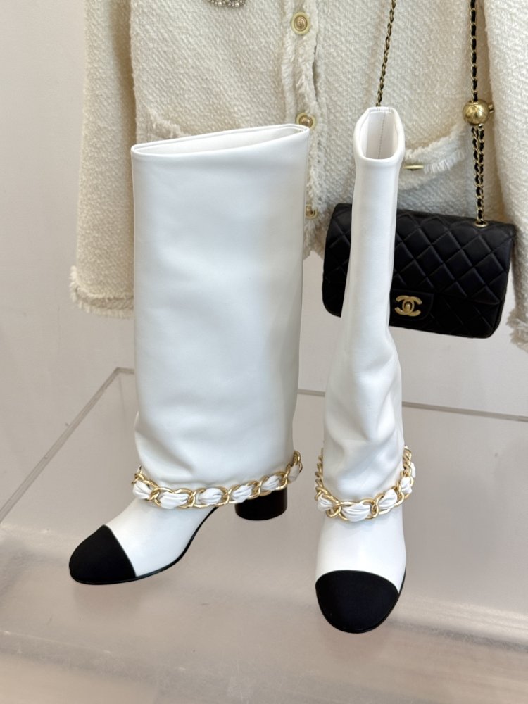 Чоботи жіночі фото 2