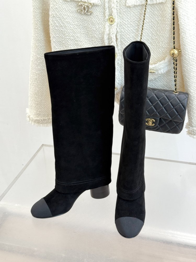 Чоботи жіночі фото 2