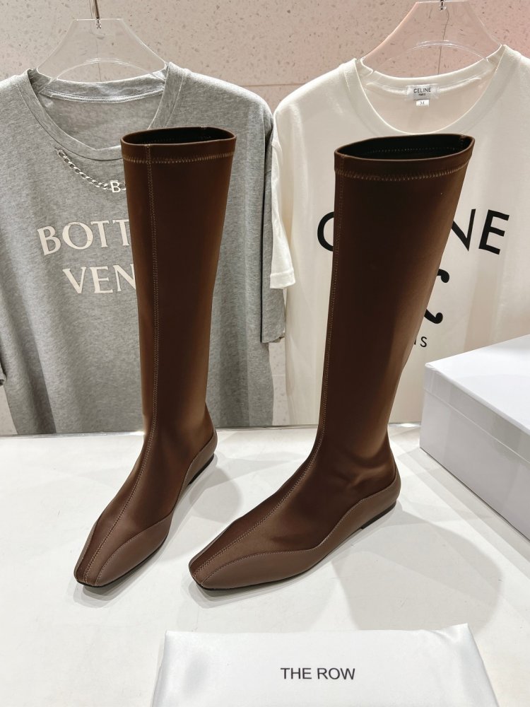 Чоботи жіночі фото 2