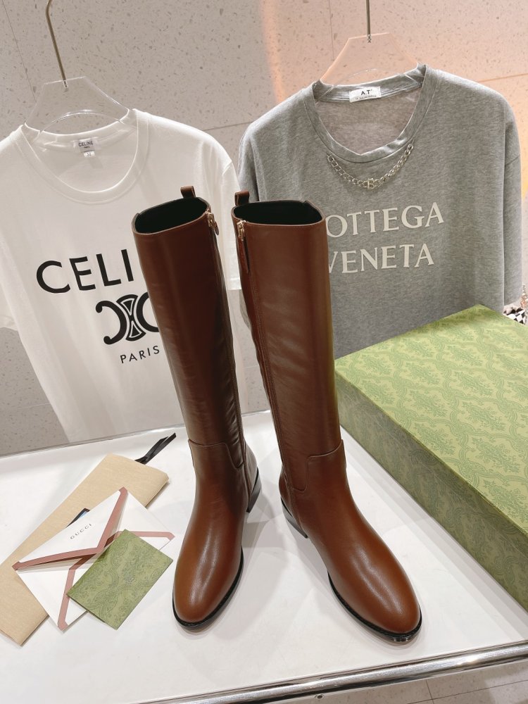 Чоботи жіночі фото 2