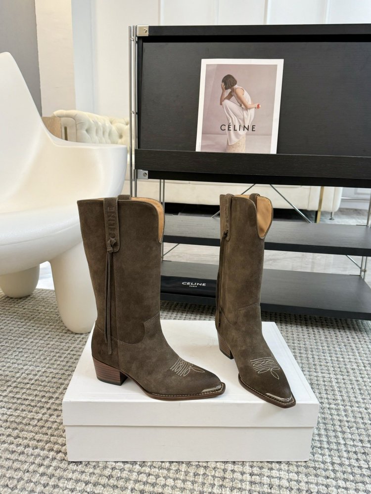 Чоботи жіночі фото 2