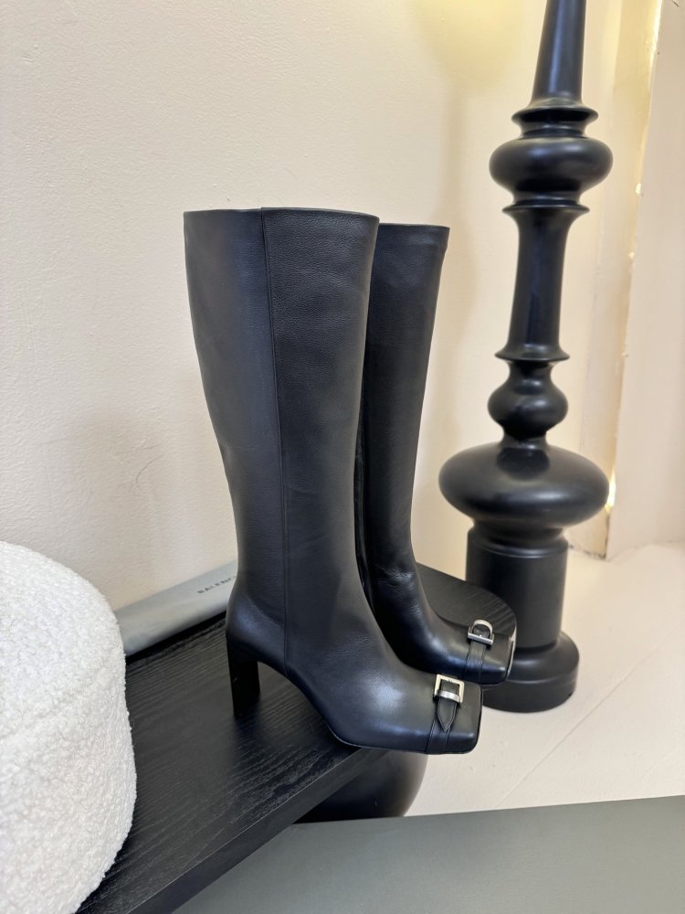 Чоботи жіночі фото 2