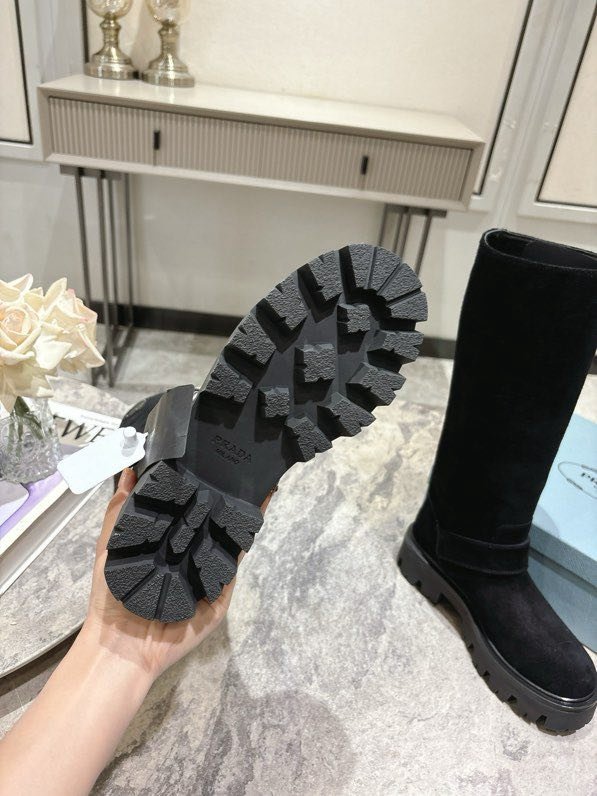 Сапоги женские фото 2