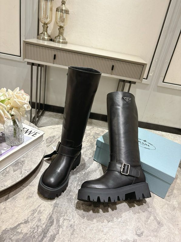 Чоботи жіночі фото 2