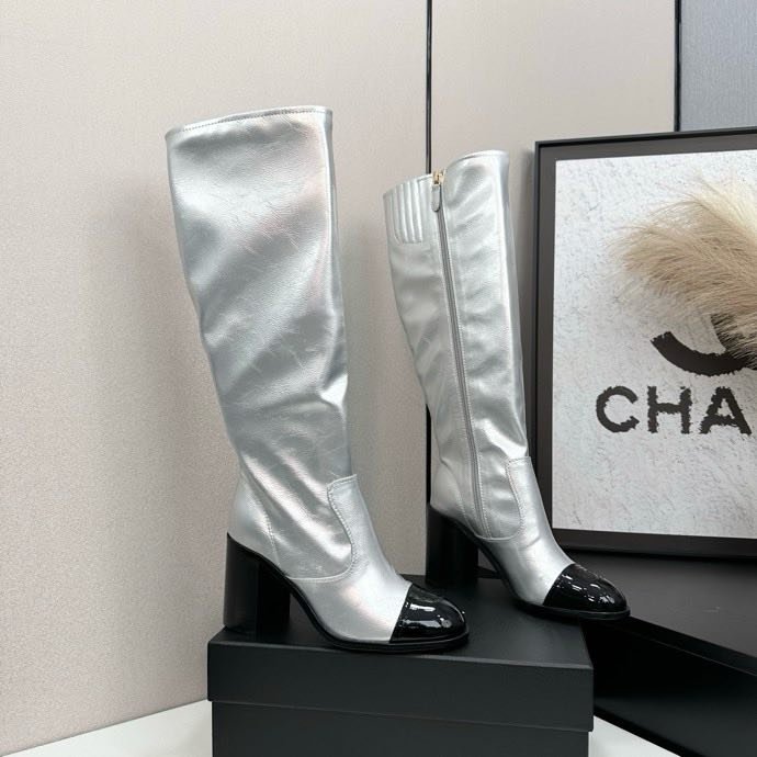 Чоботи жіночі фото 2