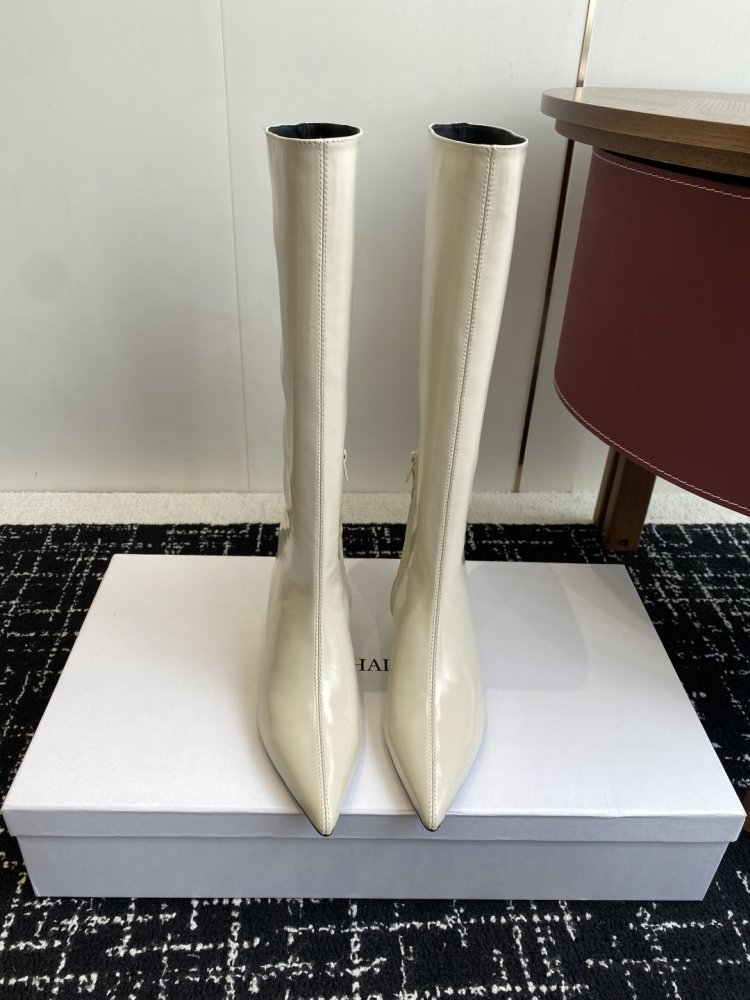 Сапоги женские фото 2