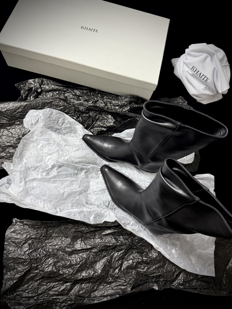 Сапоги женские фото 2