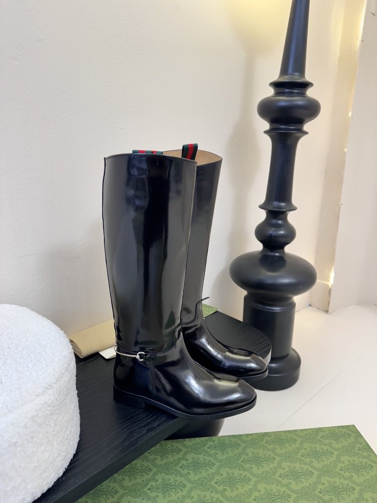 Чоботи жіночі фото 2