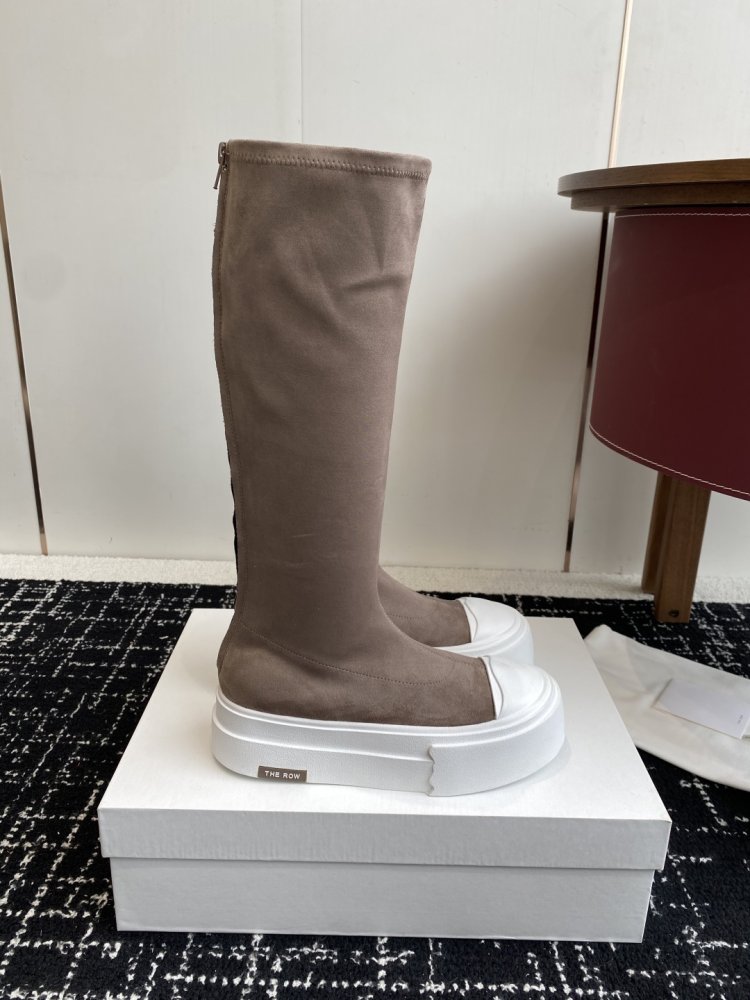 Сапоги женские фото 2