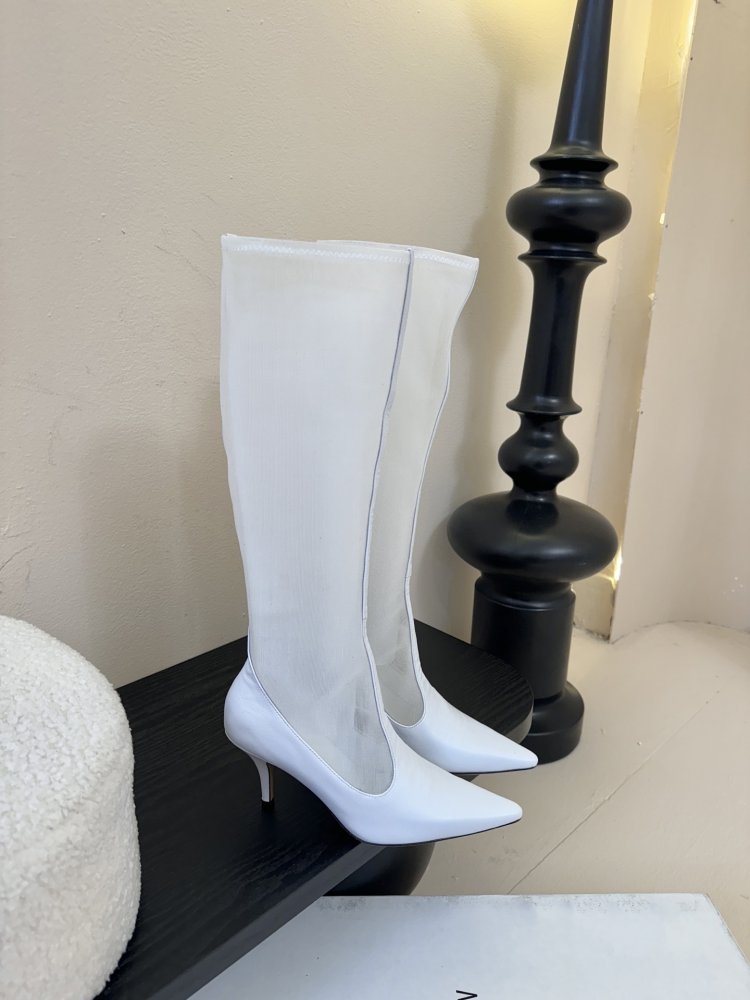 Сапоги женские фото 2