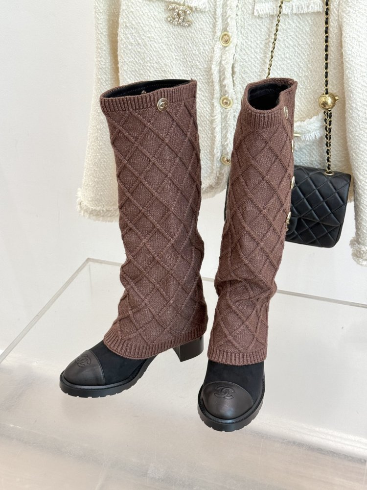 Сапоги женские фото 2