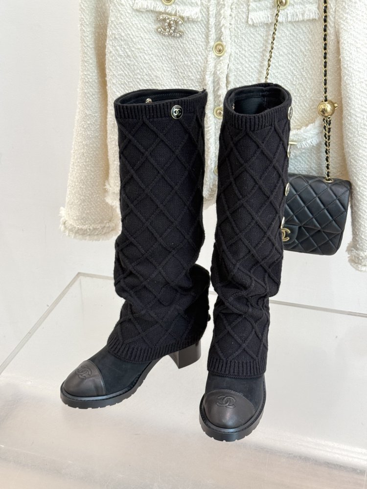 Сапоги женские фото 2