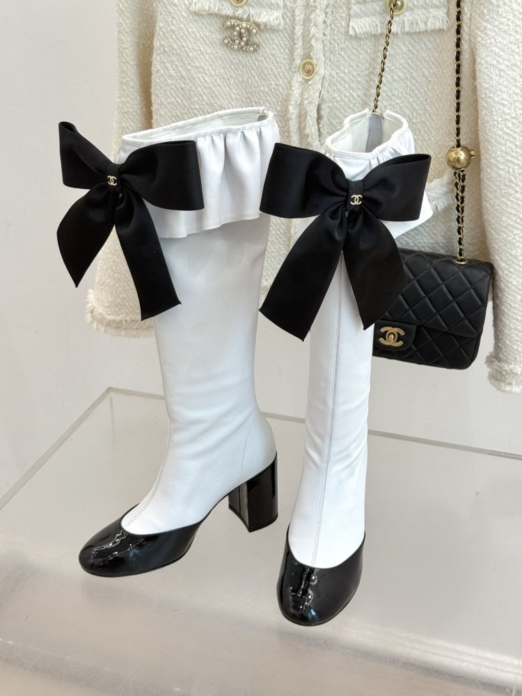 Сапоги женские фото 2