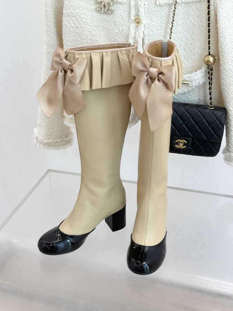 Сапоги женские фото 2