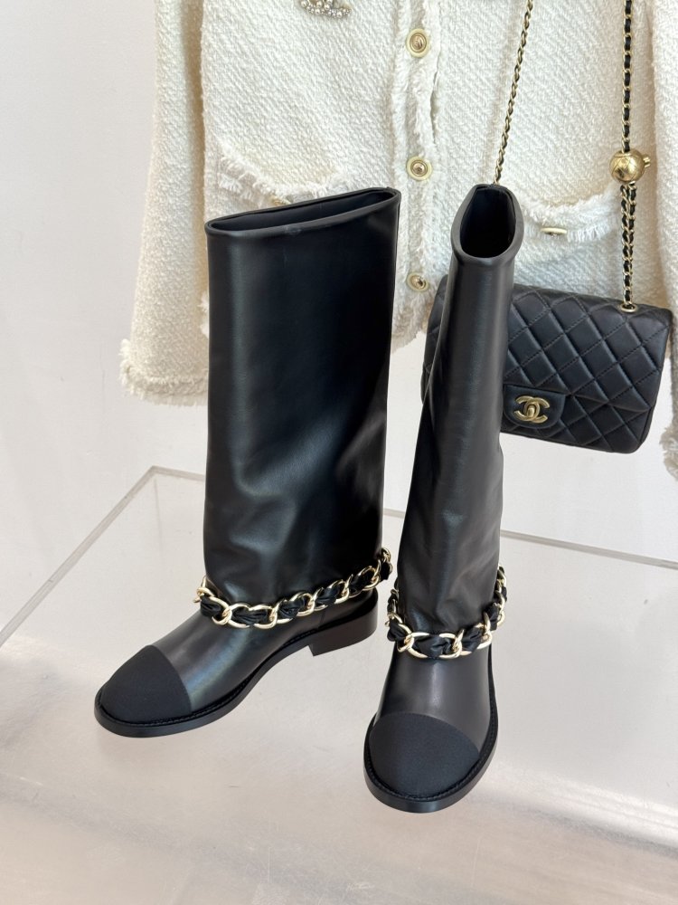 Сапоги женские фото 2