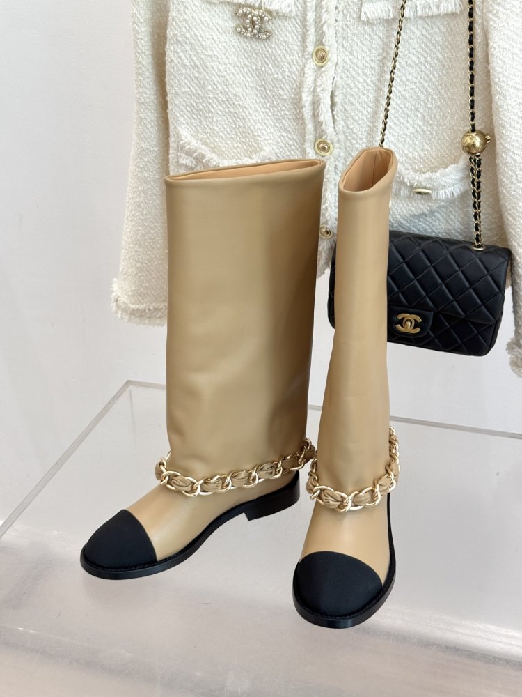 Сапоги женские фото 2