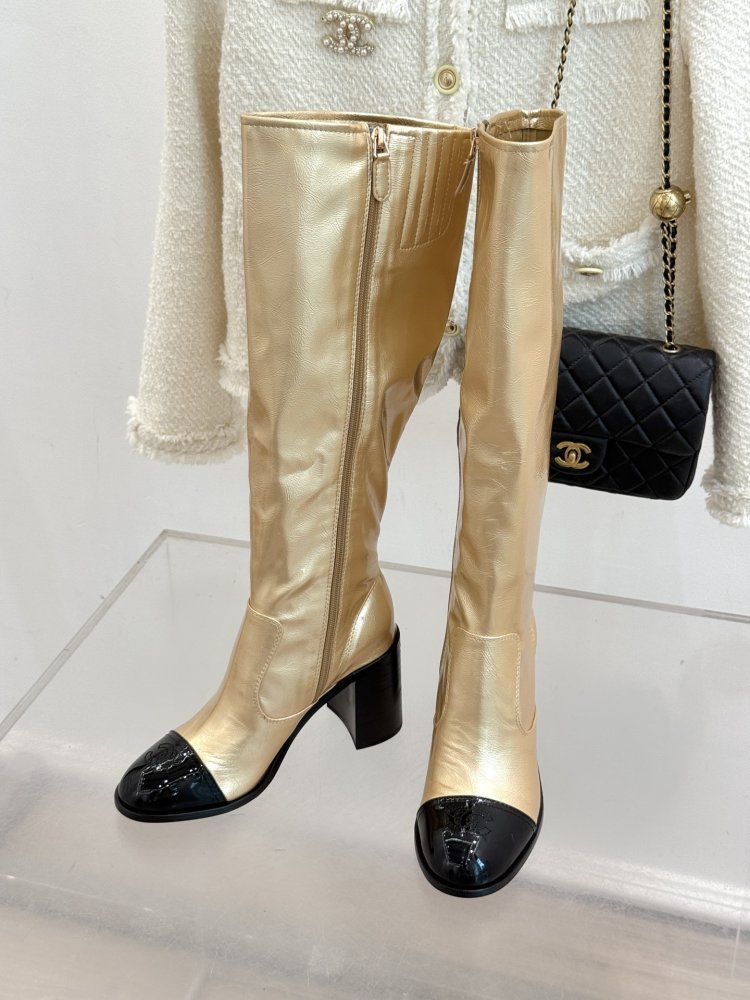 Сапоги женские фото 2