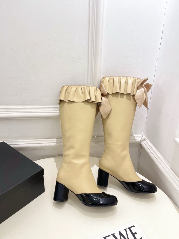 Сапоги женские фото 2