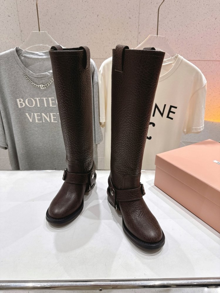 Boots women's фото 2