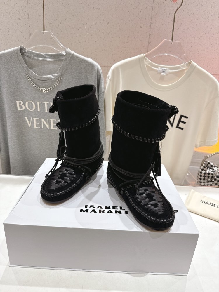 Сапоги женские фото 2