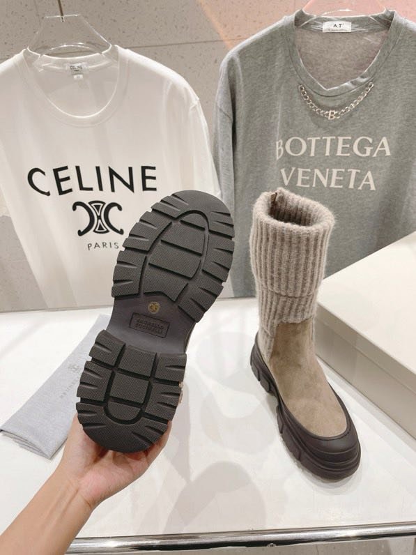 Boots women's фото 2