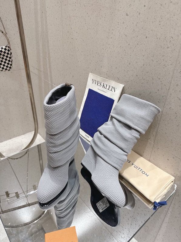 Boots women's фото 2