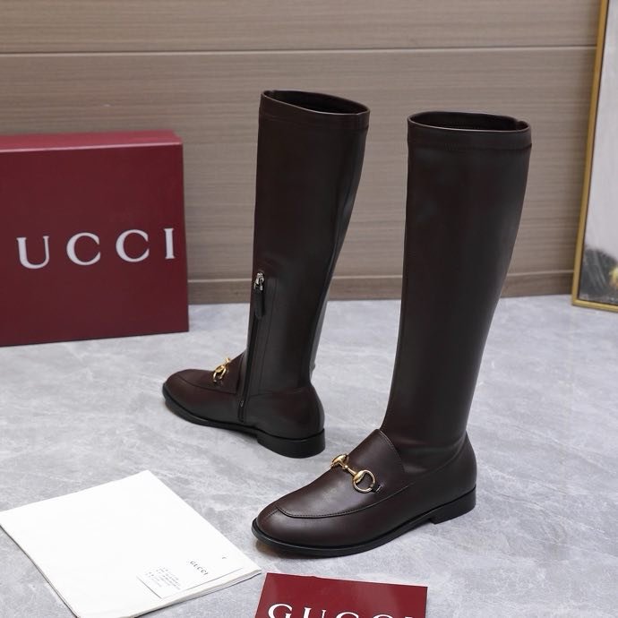 Сапоги женские фото 2