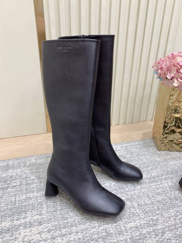 Сапоги женские фото 2