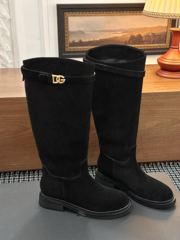 Сапоги женские фото 2