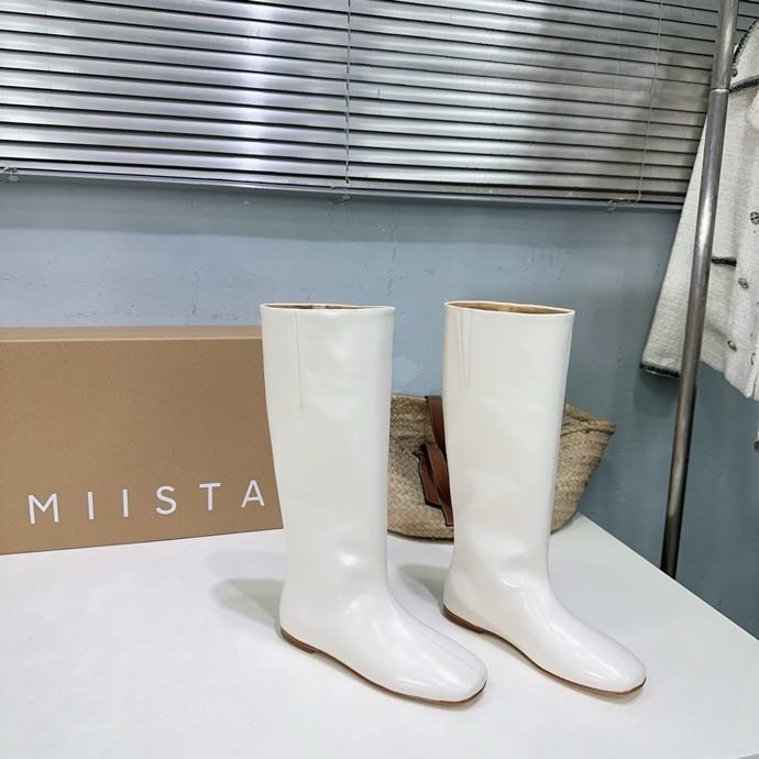 Сапоги женские фото 3