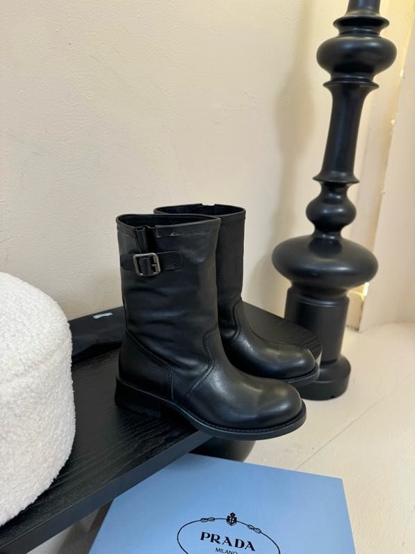 Boots women's фото 3