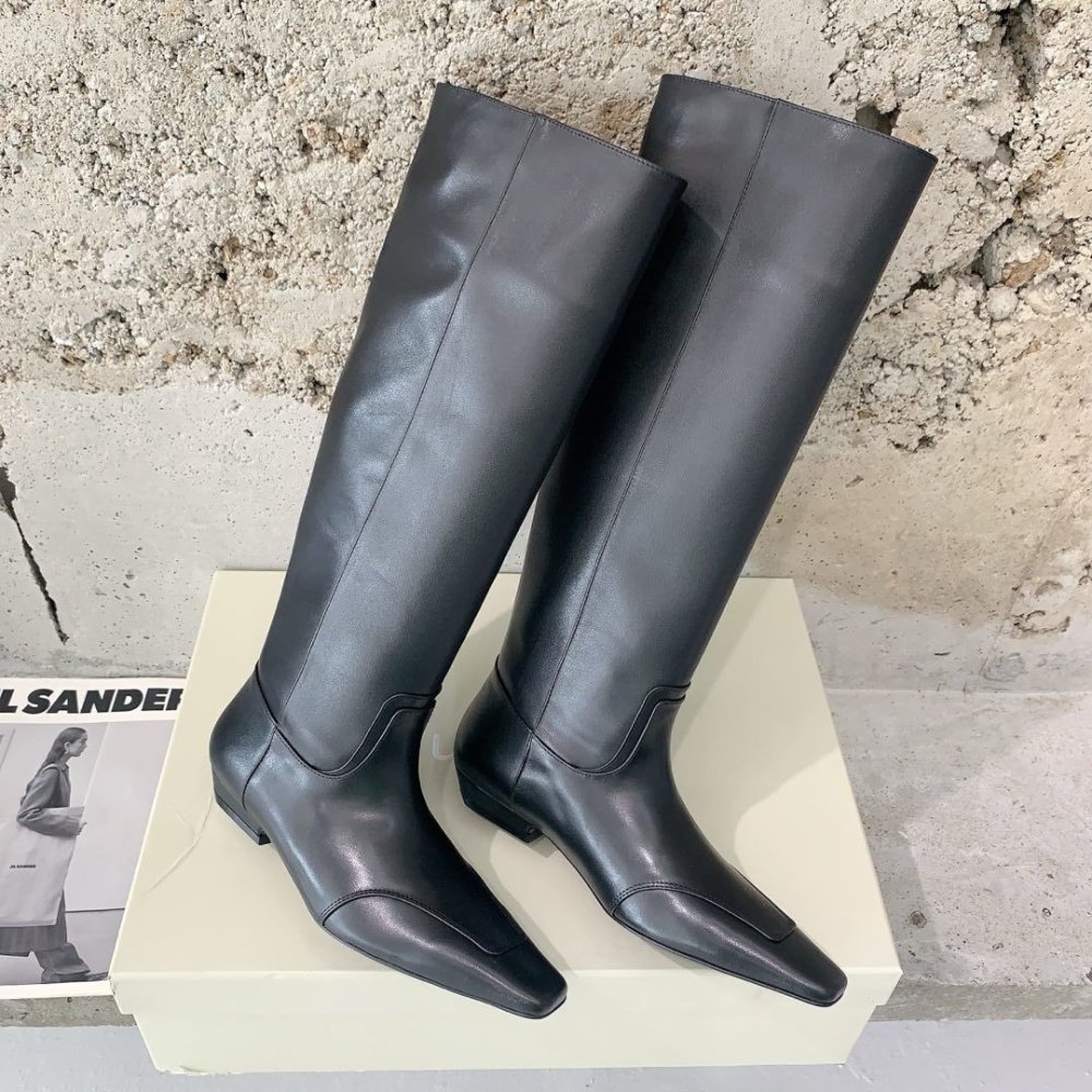 Сапоги женские фото 3