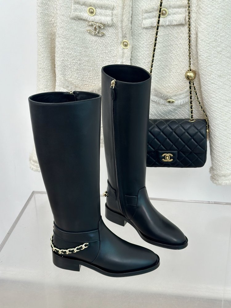 Чоботи жіночі фото 3