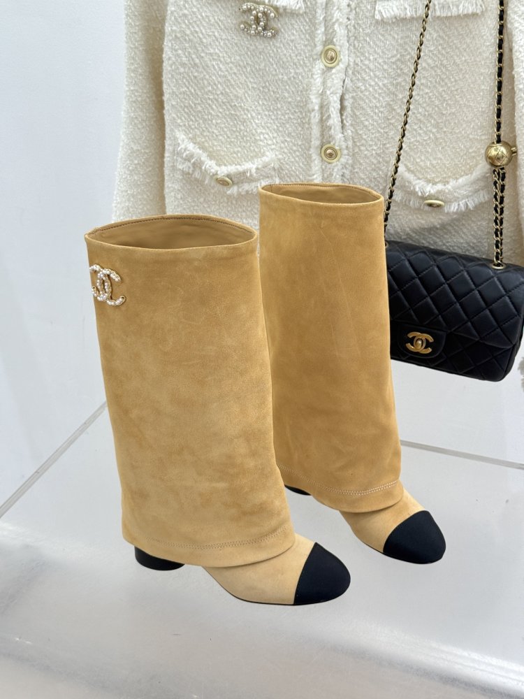 Boots women's фото 3