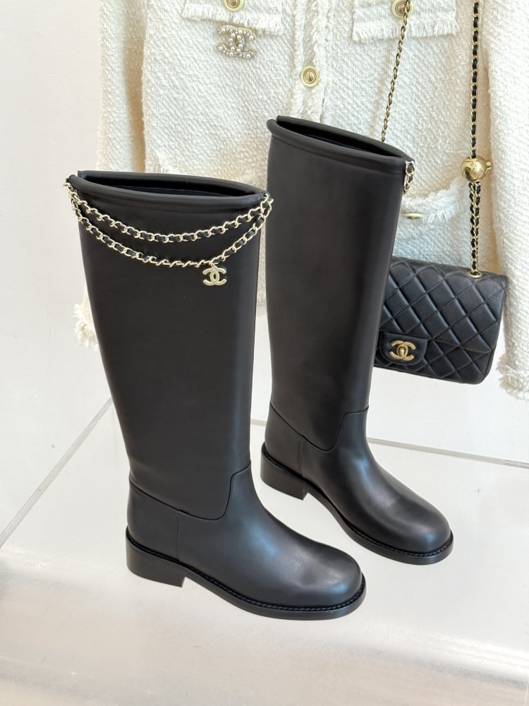 Чоботи жіночі фото 3