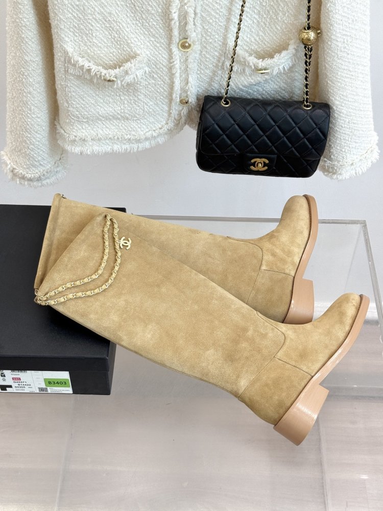 Чоботи жіночі фото 3