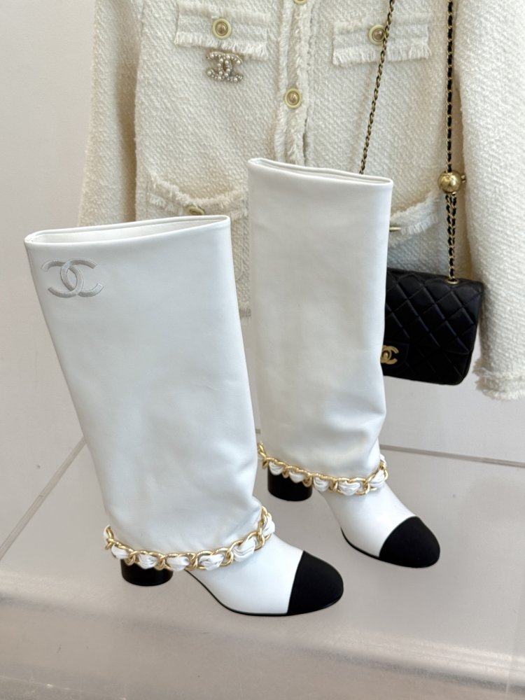 Чоботи жіночі фото 3