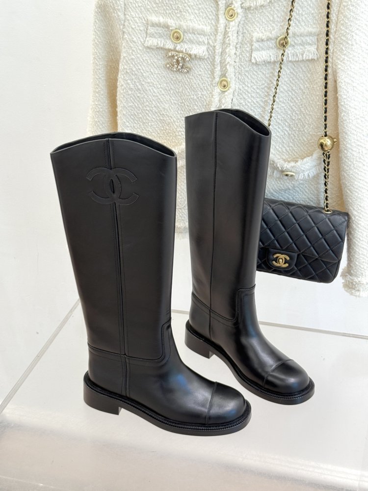 Boots women's фото 3