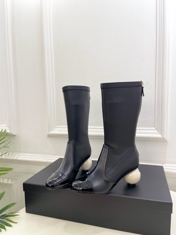 Чоботи жіночі фото 3