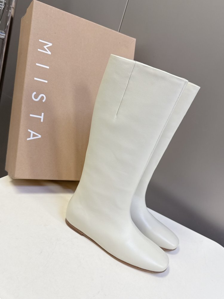 Сапоги женские фото 3