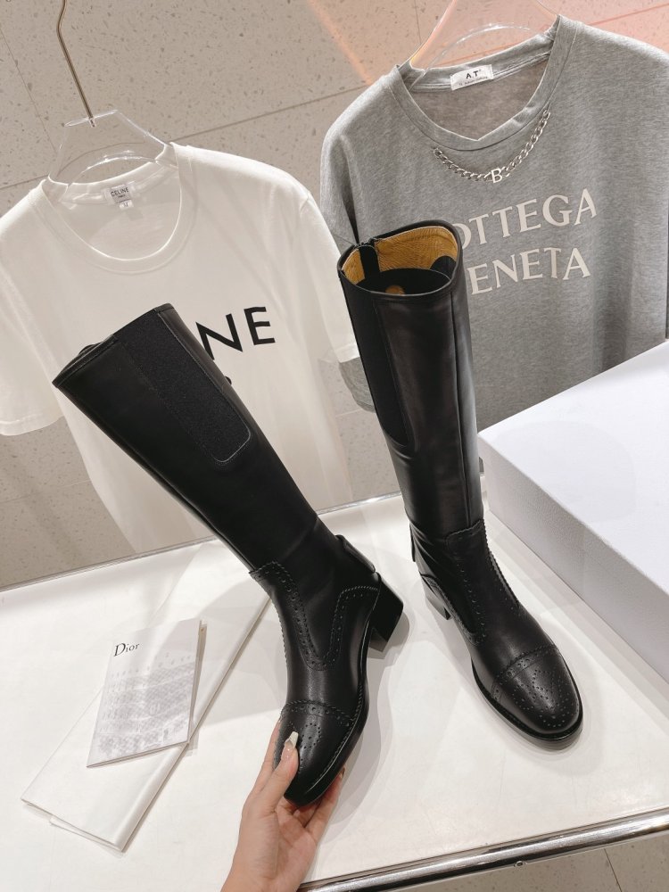 Чоботи жіночі фото 3