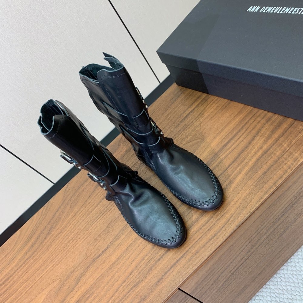 Чоботи жіночі фото 3