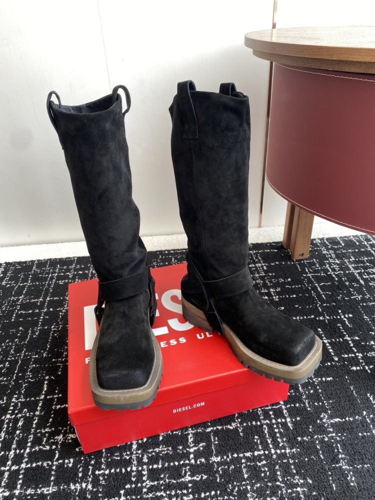 Чоботи жіночі фото 3