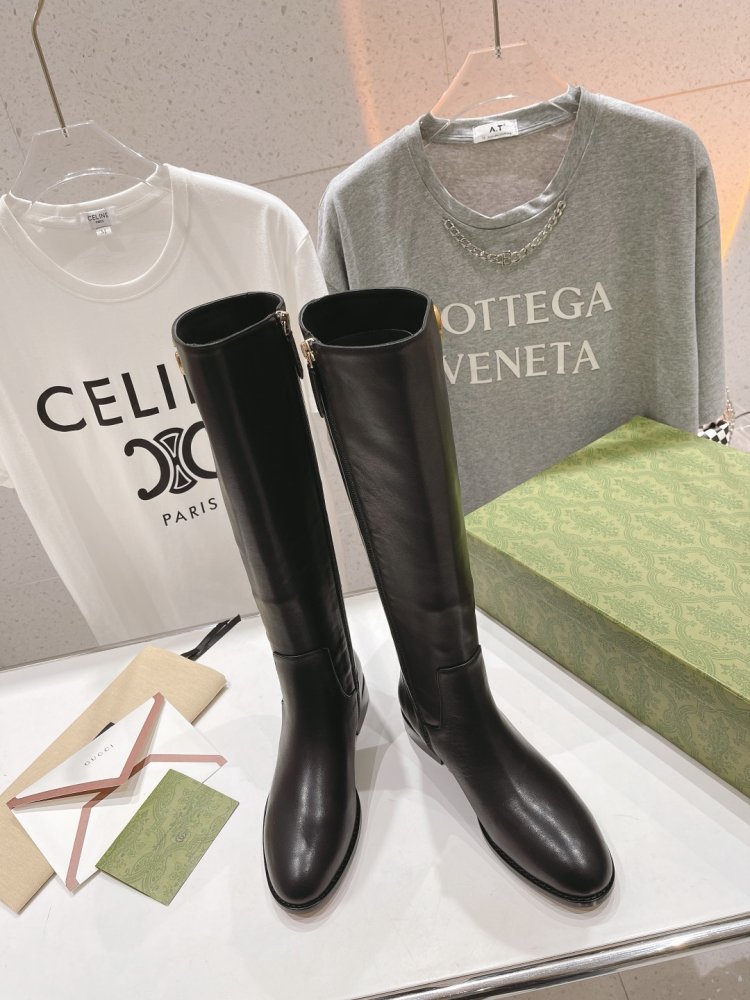 Чоботи жіночі фото 3