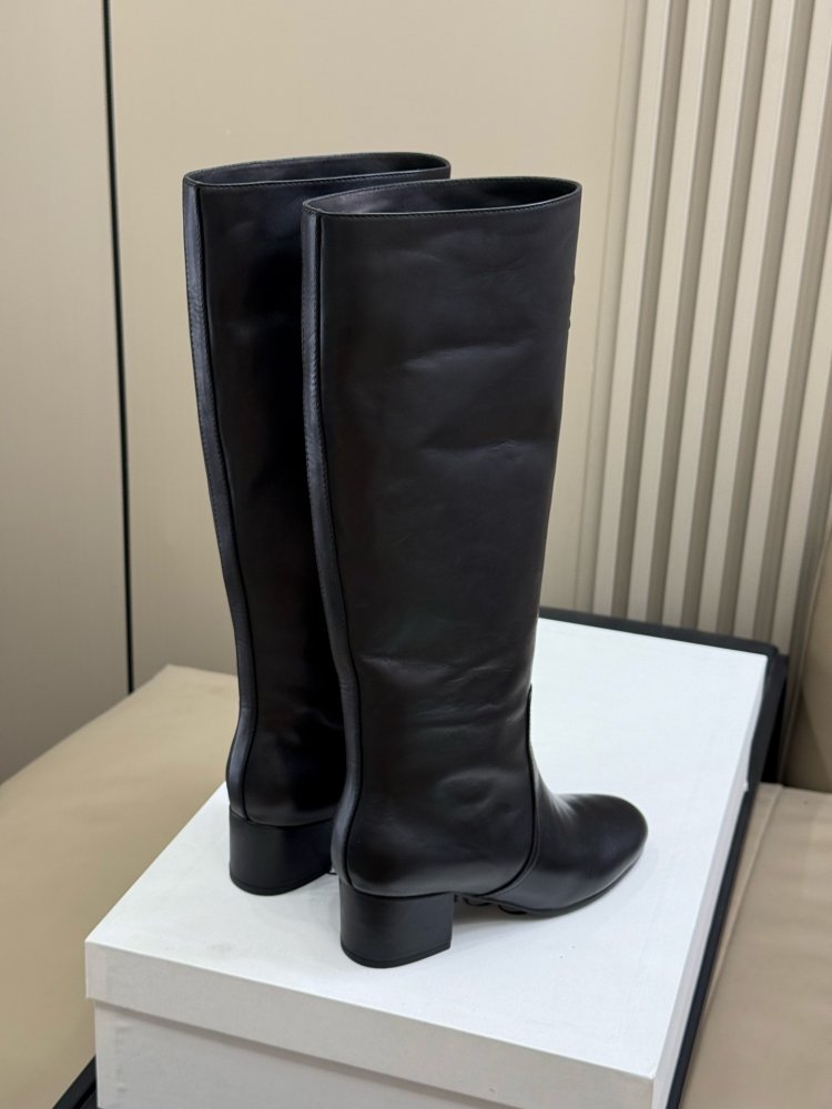 Boots women's фото 3