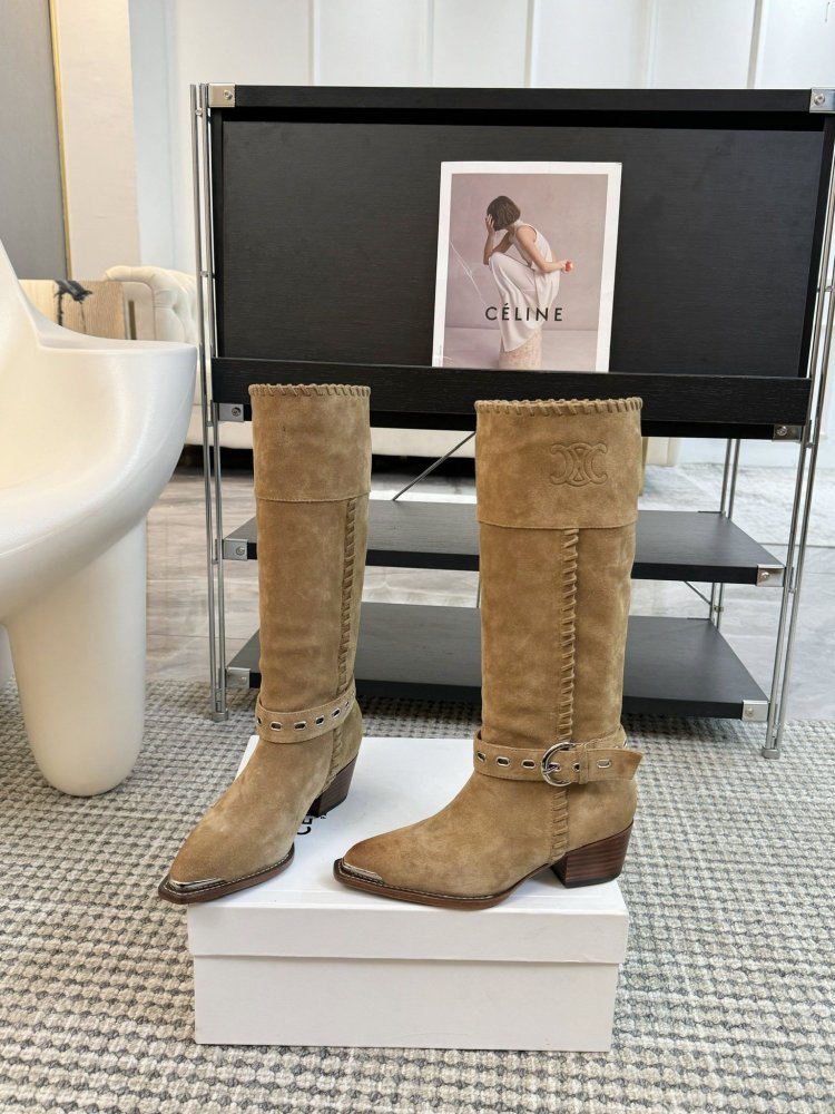 Сапоги женские фото 3