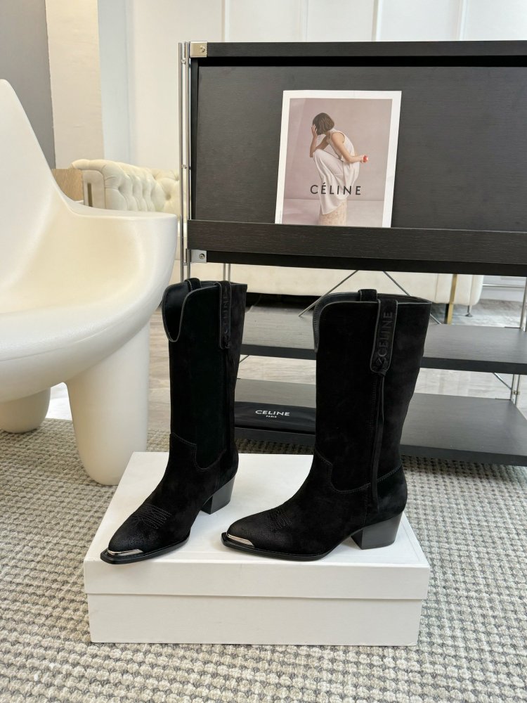 Чоботи жіночі фото 3