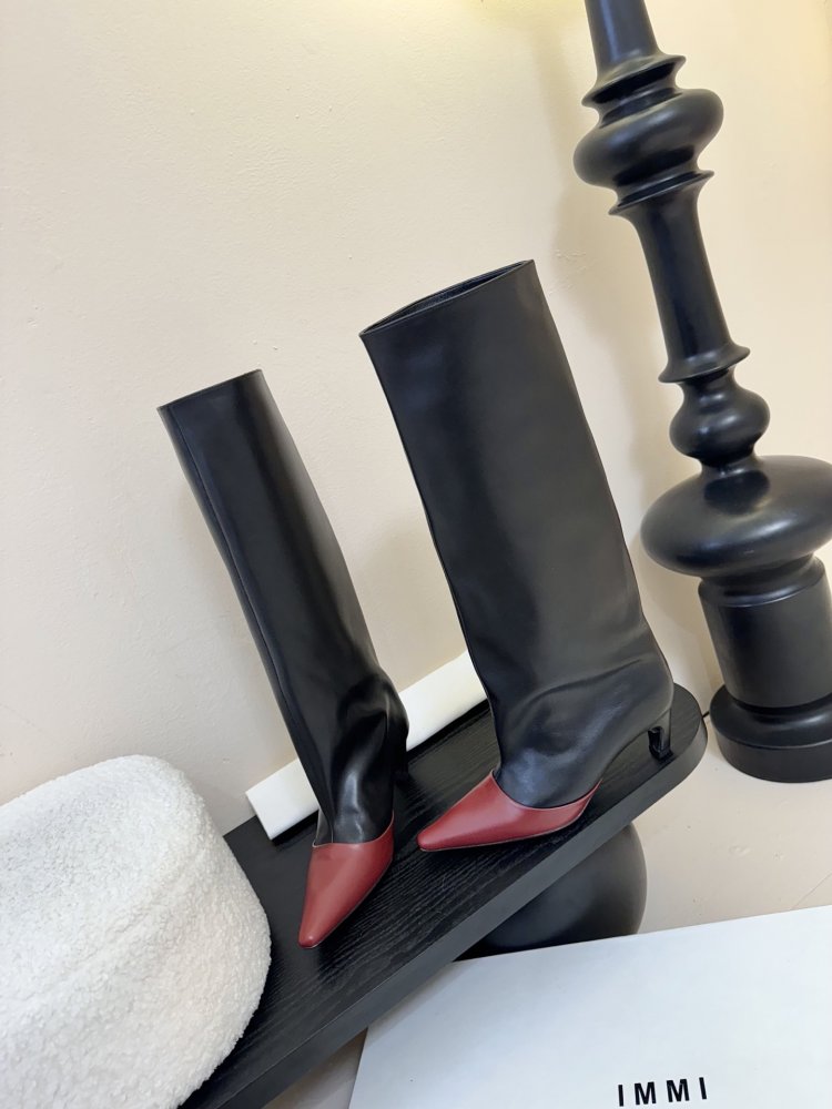 Чоботи жіночі фото 3